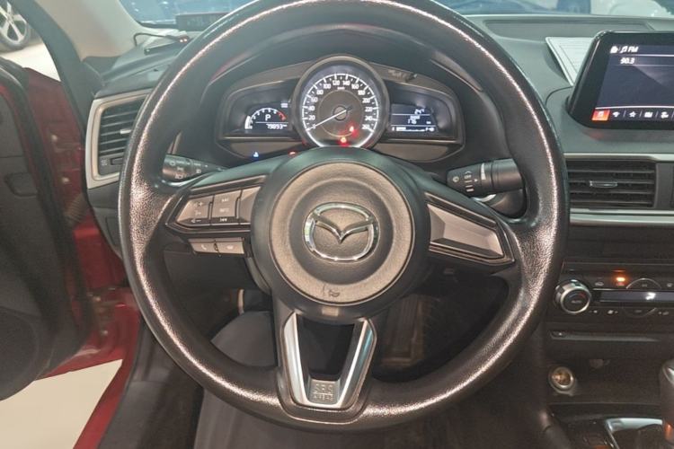 Used Mazda 3 Axela 2017 Sedan 1.5L Automatic Luxury Model Emission Standard China V Steering Wheel