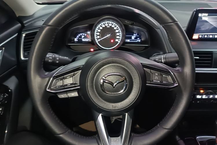 Used Mazda 3 Axela 2017 Sedan 2.0L Automatic Prestige Model China V Standard Steering Wheel