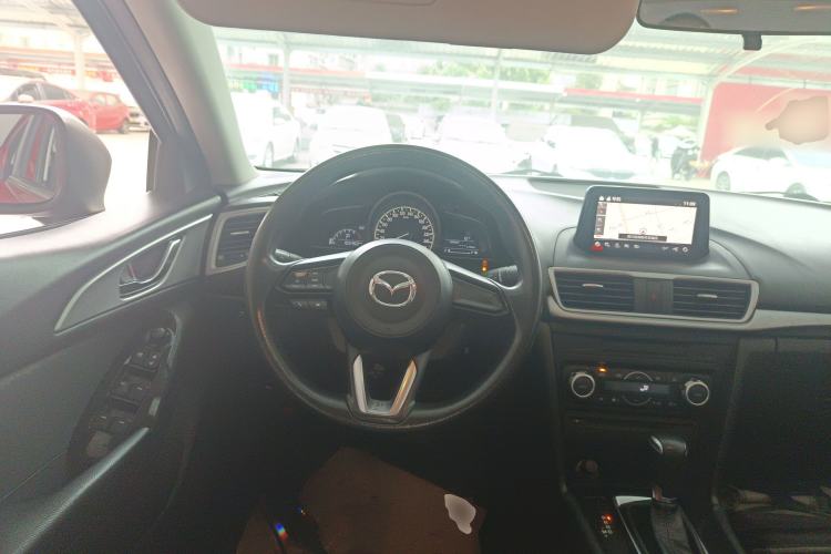 Used Mazda 3 Axela 2017 Sedan 1.5L Automatic Luxury Model Emission Standard China V Steering Wheel