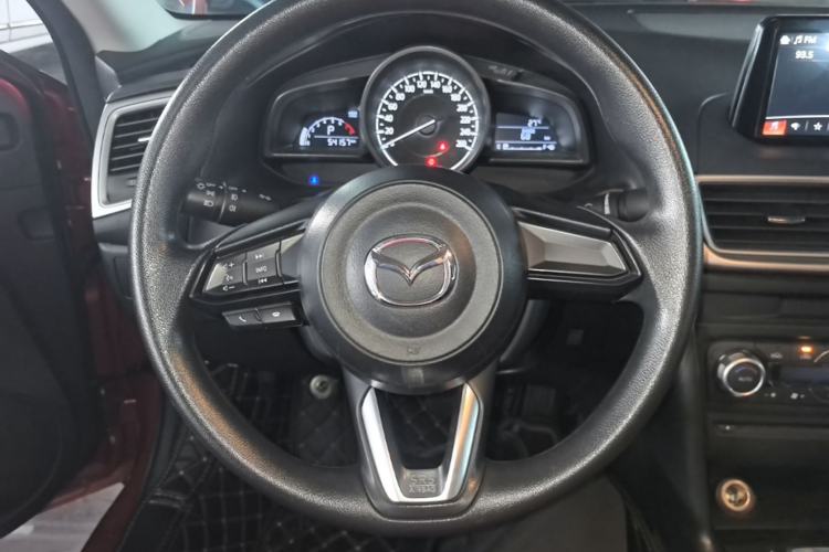 Used Mazda 3 Axela 2017 Sedan 1.5L Automatic Luxury Model Emission Standard China V Steering Wheel