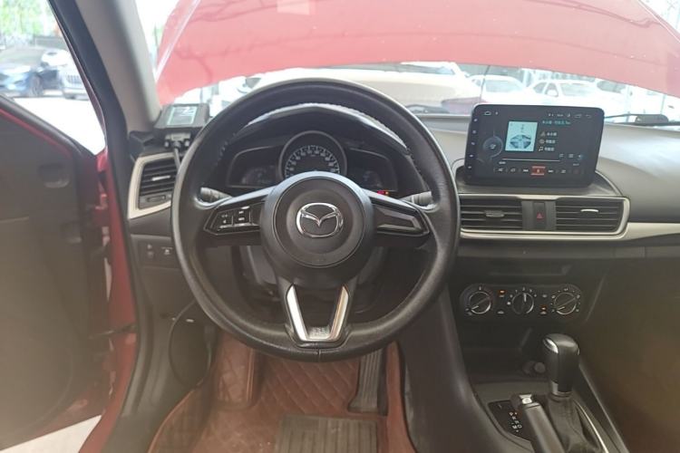 Used Mazda 3 Axela 2017 Sedan 1.5L Automatic Comfort Model Emission Standard China V Steering Wheel