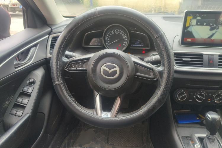 Used Mazda 3 Axela 2017 Sedan 1.5L Automatic Comfort Model Emission Standard China V Steering Wheel