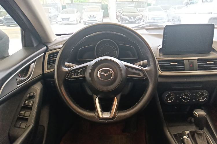Used Mazda 3 Axela 2017 Sedan 1.5L Automatic Comfort Model China VI Standard Steering Wheel