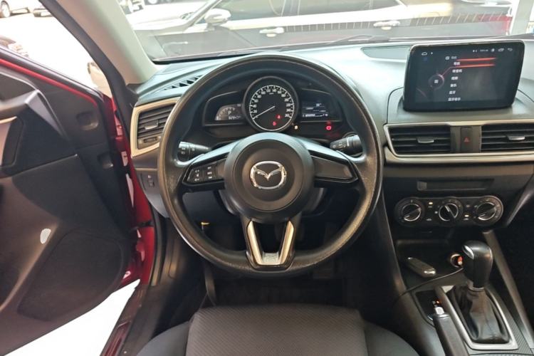 Used Mazda 3 Axela 2017 Sedan 1.5L Automatic Comfort Model China VI Standard Steering Wheel