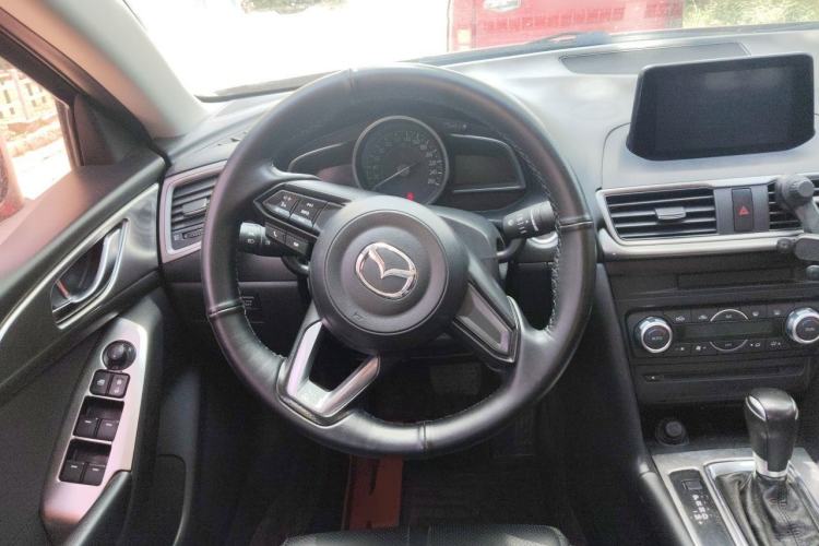 Used Mazda 3 Axela 2017 Sedan 1.5L Automatic Luxury Model Emission Standard China V Steering Wheel