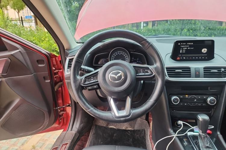 Used Mazda 3 Axela 2017 Sedan 2.0L Automatic Prestige Model China V Standard Steering Wheel