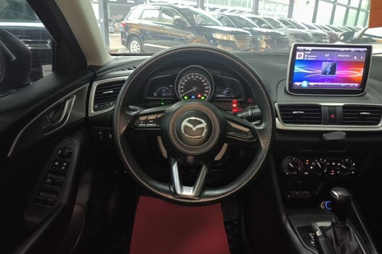 Used Mazda 3 Axela 2017 Sedan 1.5L Automatic Comfort Model Emission Standard China V Steering Wheel