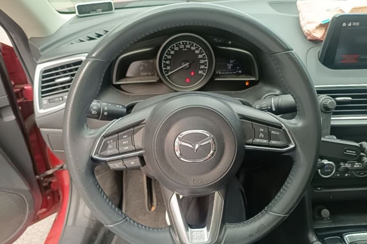 Used Mazda 3 Axela 2017 Sedan 2.0L Automatic Prestige Model China V Standard Steering Wheel