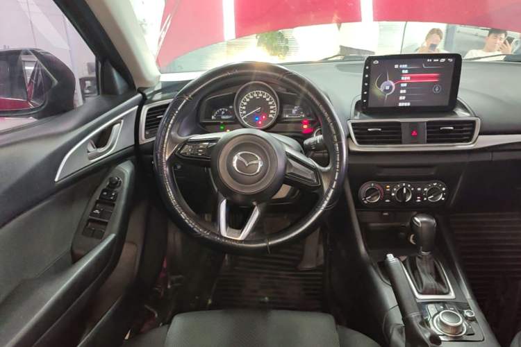 Used Mazda 3 Axela 2017 Sedan 1.5L Automatic Comfort Model Emission Standard China V Steering Wheel