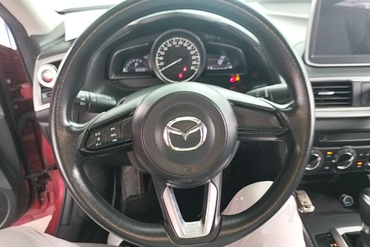 Used Mazda 3 Axela 2017 Sedan 1.5L Automatic Comfort Model Emission Standard China V Steering Wheel