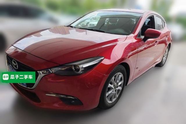 Mazda 3 Axela 2017 Hatchback 1.5L Automatic Luxury Model Emission Standard China V usado