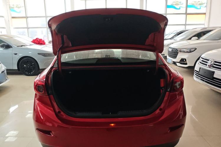 Used Mazda 3 Axela 2017 Sedan 1.5L Automatic Luxury Model Emission Standard China V Trunk