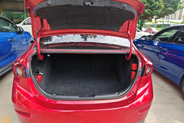 Used Mazda 3 Axela 2017 Sedan 1.5L Automatic Comfort Model Emission Standard China V Trunk