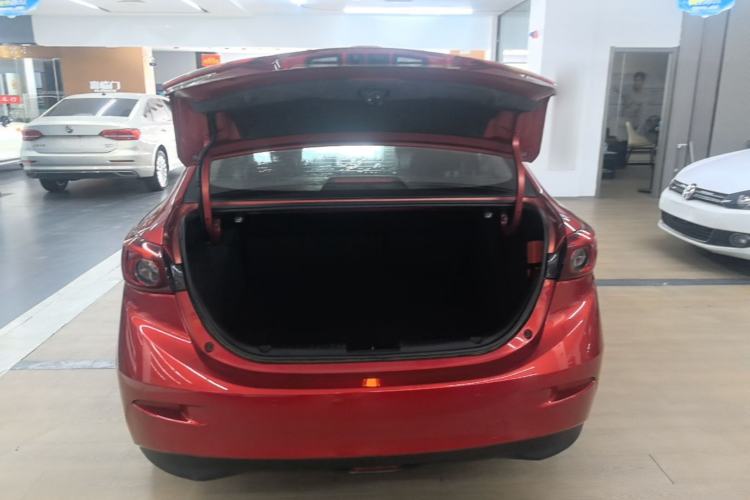 Used Mazda 3 Axela 2017 Sedan 1.5L Automatic Luxury Model Emission Standard China V Trunk