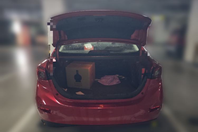 Used Mazda 3 Axela 2017 Sedan 2.0L Automatic Prestige Model China V Standard Trunk