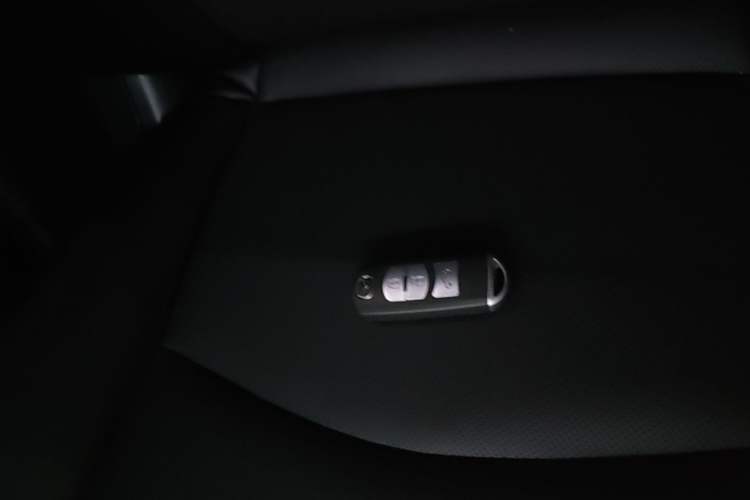 Used Mazda 3 Axela 2017 Sedan 1.5L Automatic Comfort Model Emission Standard China V Vehicle Key