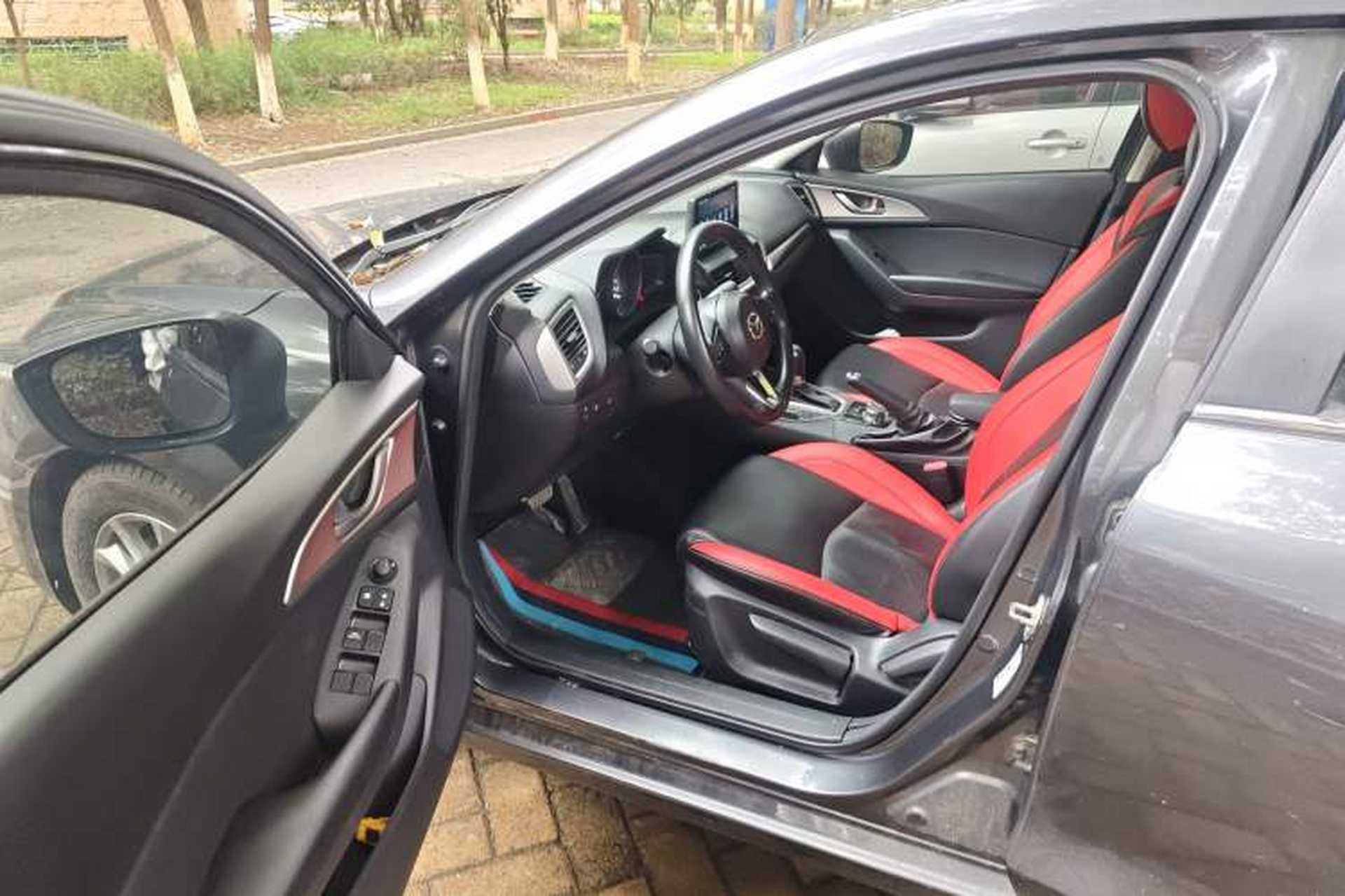 Used Mazda 3 Axela 2017 Sedan 1.5L Automatic Comfort Model Emission Standard China V Driver Seat