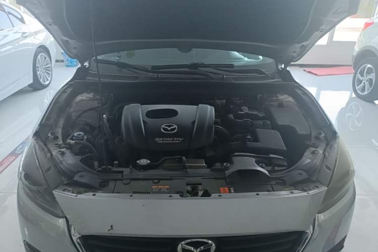 Used Mazda 3 Axela 2017 Sedan 1.5L Automatic Luxury Model Emission Standard China V Engine Bay