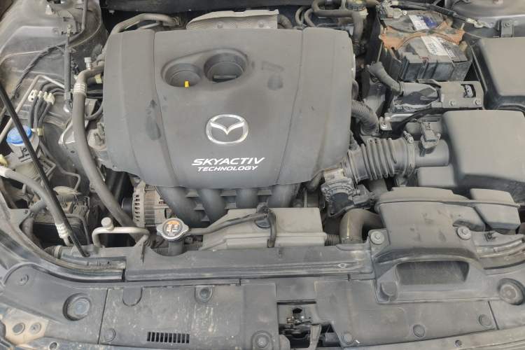 Used Mazda 3 Axela 2017 Hatchback 2.0L Automatic Luxury Model Emission Standard China V Engine Bay