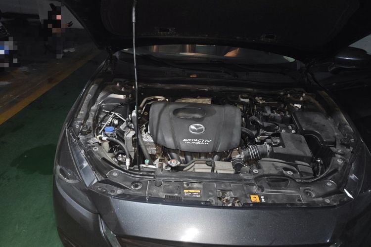 Used Mazda 3 Axela 2017 Hatchback 1.5L Automatic Luxury Model Emission Standard China V Engine Bay Right