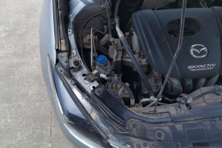 Used Mazda 3 Axela 2017 Sedan 1.5L Automatic Prestige Model China V Standard Engine Bay Right
