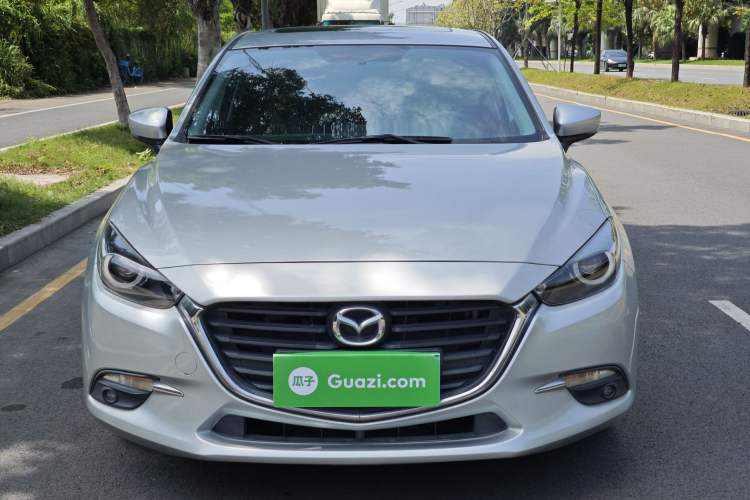 Used Mazda 3 Axela 2017 Sedan 1.5L Automatic Luxury Model China VI Standard Exterior 1