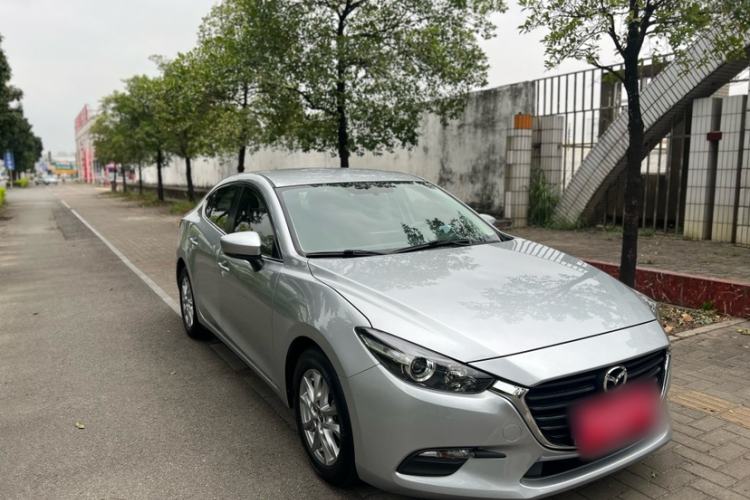Used Mazda 3 Axela 2017 Sedan 1.5L Automatic Comfort Model Emission Standard China V Exterior 4