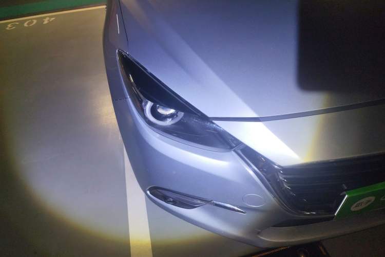 Used Mazda 3 Axela 2017 Sedan 2.0L Automatic Prestige Model China V Standard Exterior 6