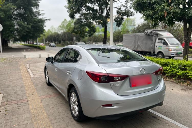 Used Mazda 3 Axela 2017 Sedan 1.5L Automatic Comfort Model Emission Standard China V Exterior 6