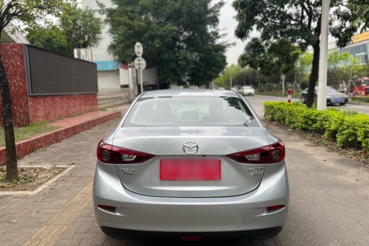 Used Mazda 3 Axela 2017 Sedan 1.5L Automatic Comfort Model Emission Standard China V Exterior 9