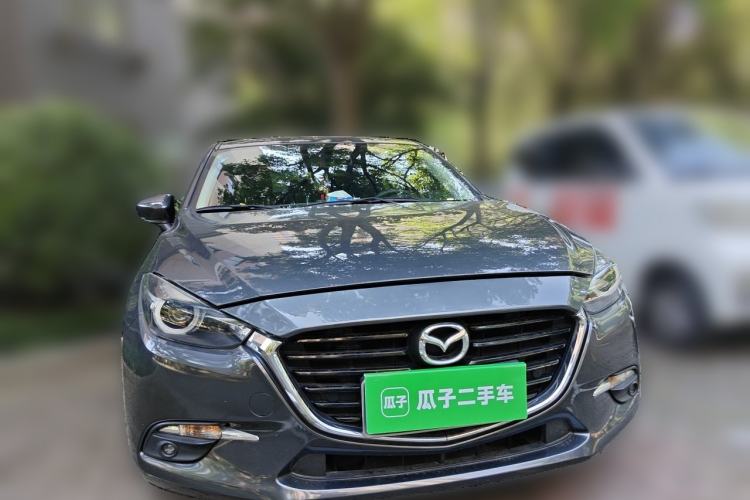 Used Mazda 3 Axela 2017 Hatchback 2.0L Automatic Sport Model China V Emission Standard Front