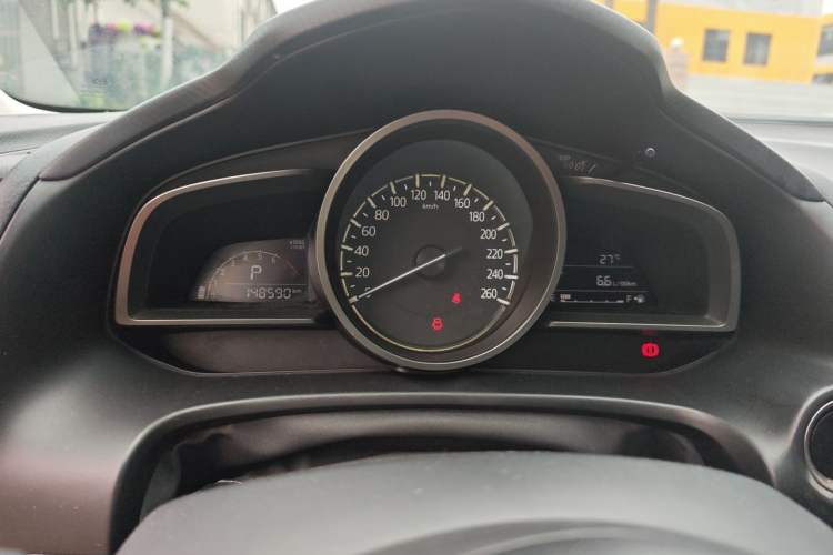 Used Mazda 3 Axela 2017 Sedan 1.5L Automatic Comfort Model Emission Standard China V Instrument Cluster