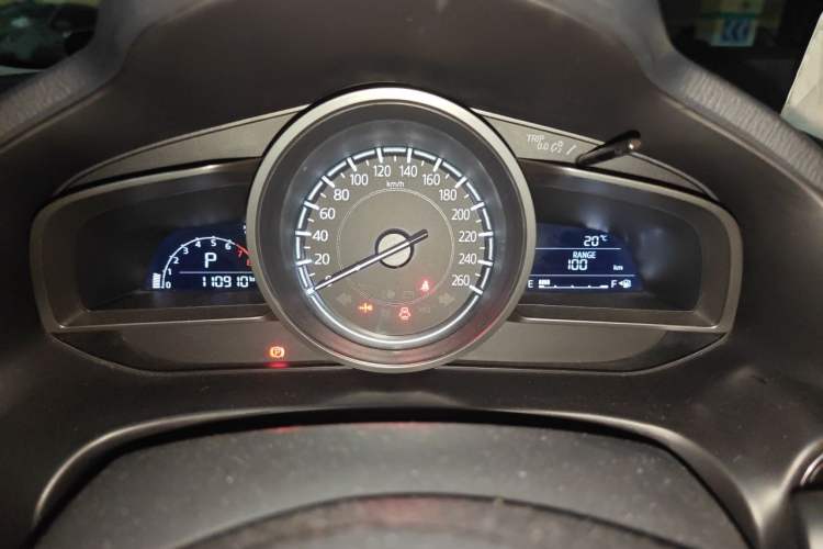 Used Mazda 3 Axela 2017 Sedan 1.5L Automatic Luxury Model Emission Standard China V Instrument Cluster