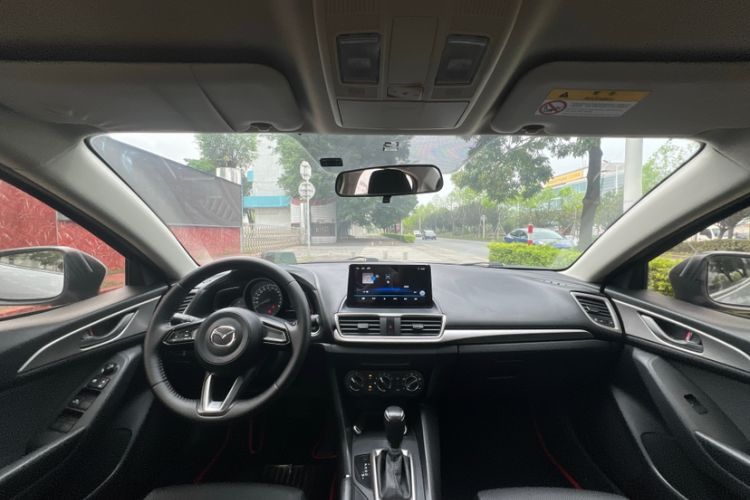 Used Mazda 3 Axela 2017 Sedan 1.5L Automatic Comfort Model Emission Standard China V Interior 3
