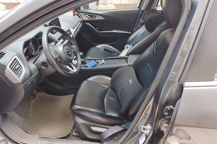 Used Mazda 3 Axela 2017 Sedan 1.5L Automatic Luxury Model Emission Standard China V Left Front Seat
