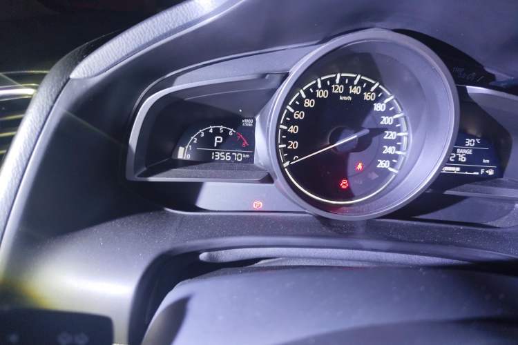 Used Mazda 3 Axela 2017 Sedan 2.0L Automatic Prestige Model China V Standard Odometer Close Up