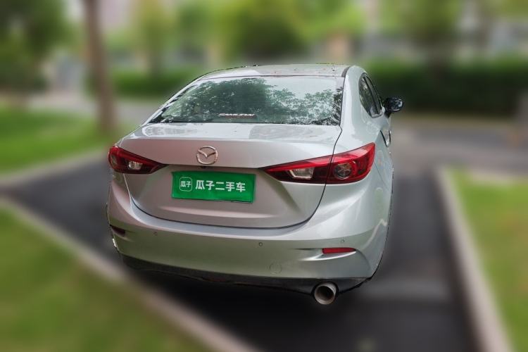 Used Mazda 3 Axela 2017 Sedan 1.5L Manual Luxury Model Emission Standard China V Rear