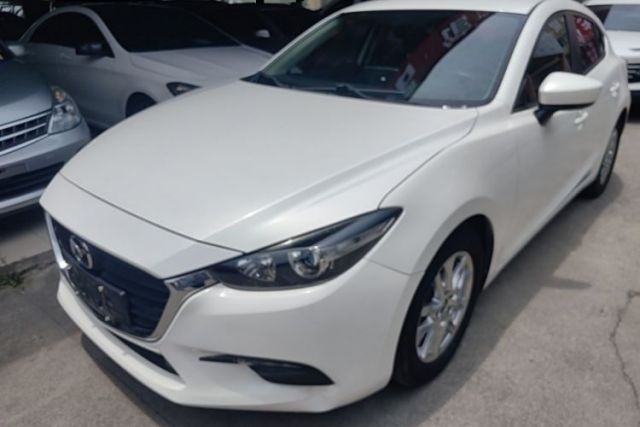 Used Mazda 3 Axela 2017 Hatchback 1.5L Automatic Comfort Model Emission Standard China V