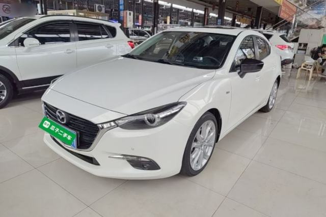 Used Mazda 3 Axela 2017 Sedan 2.0L Automatic Flagship Model China V Standard