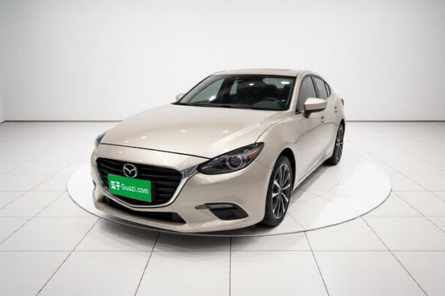 Ojetý Mazda 3 Axela 2017 Sedan 1.5L Automatic Luxury Model Emission Standard China V