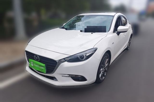 Used Mazda 3 Axela 2017 Hatchback 2.0L Automatic Sport Model China V Emission Standard
