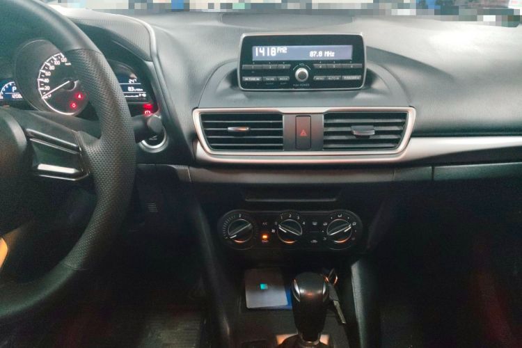 Used Mazda 3 Axela 2017 Sedan 1.5L Automatic Comfort Model China VI Standard Audio And AC Panel