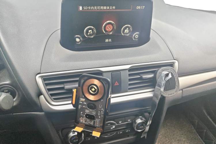 Used Mazda 3 Axela 2017 Sedan 1.5L Automatic Luxury Model Emission Standard China V Audio And AC Panel