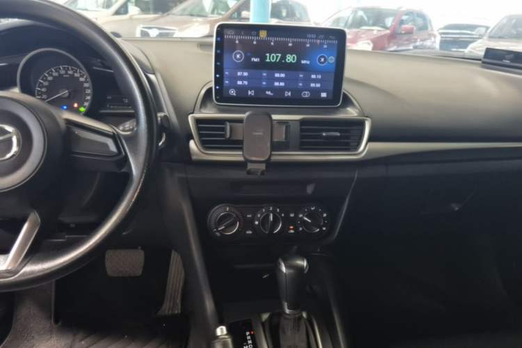 Used Mazda 3 Axela 2017 Sedan 1.5L Automatic Comfort Model Emission Standard China V Audio And AC Panel