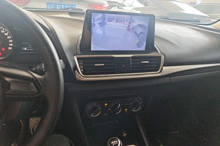 Used Mazda 3 Axela 2017 Sedan 1.5L Manual Comfort Model Emission Standard China V Audio And AC Panel