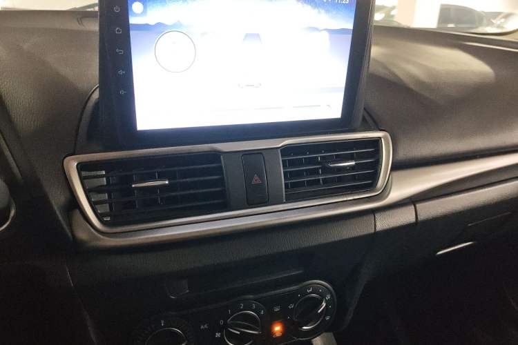 Used Mazda 3 Axela 2017 Sedan 1.5L Automatic Comfort Model Emission Standard China V Audio And AC Panel