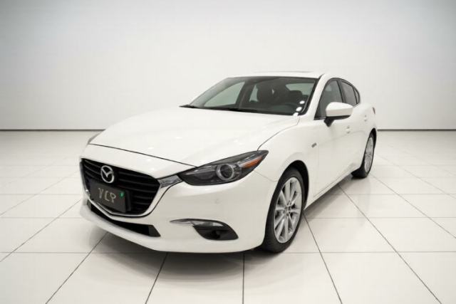 Ojetý Mazda 3 Axela 2017 Sedan 2.0L Automatic Prestige Model China V Standard