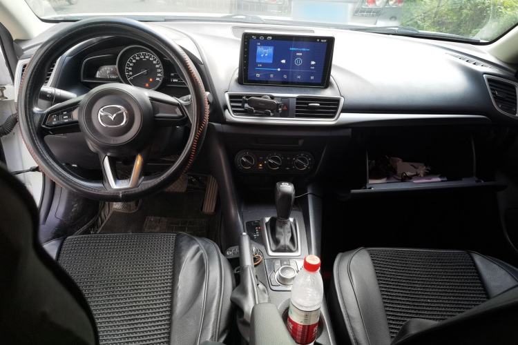 Used Mazda 3 Axela 2017 Sedan 1.5L Automatic Comfort Model Emission Standard China V Center Console