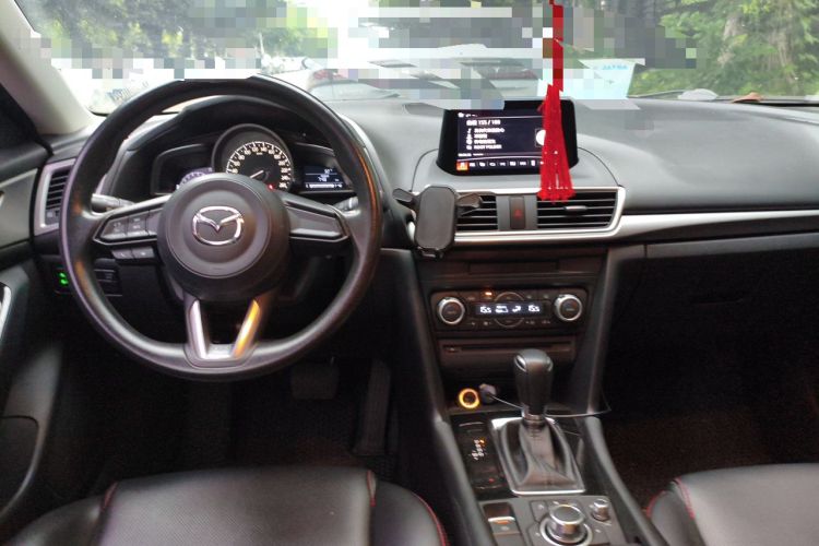 Used Mazda 3 Axela 2017 Sedan 1.5L Automatic Luxury Model Emission Standard China V Center Console