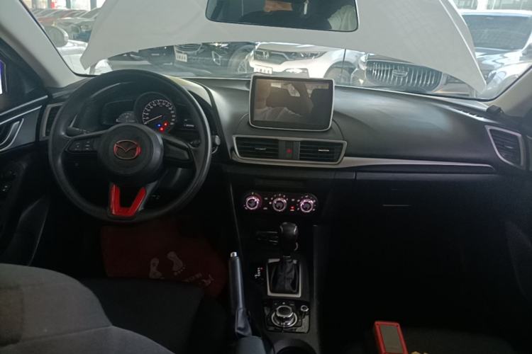 Used Mazda 3 Axela 2017 Sedan 1.5L Automatic Comfort Model Emission Standard China V Center Console